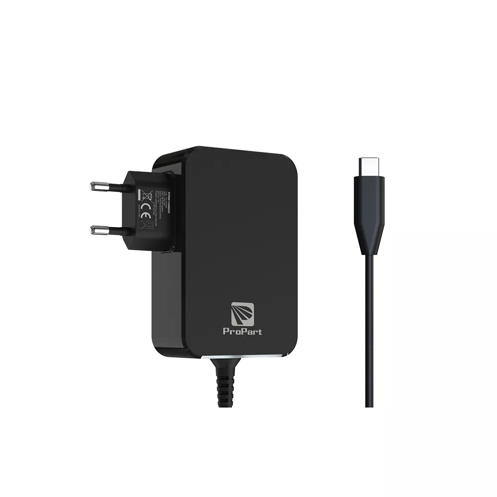 Universal 4.5A power supply with USB C 90W